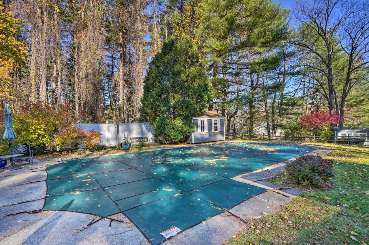 Lenox House With Screened Patio And Mountain View Villa Exterior photo